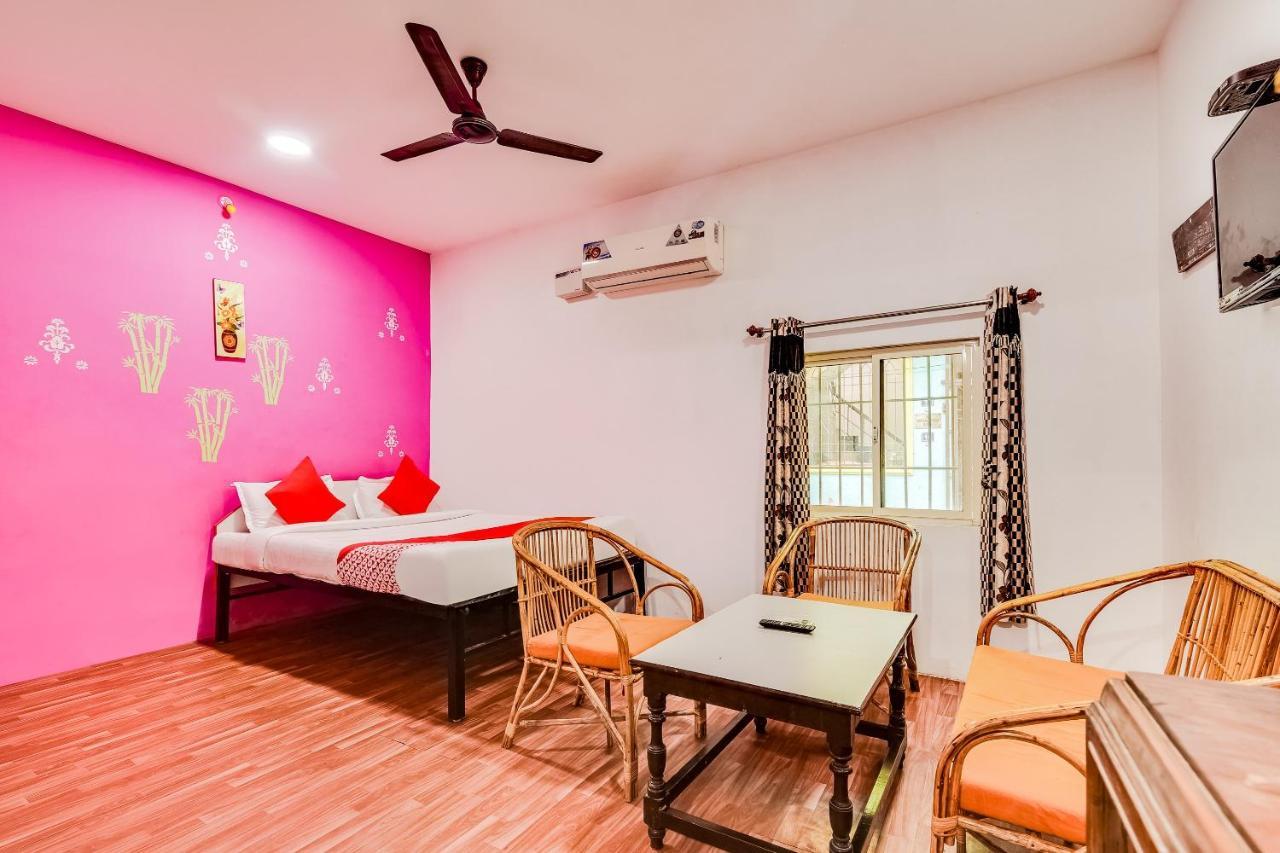 Hotel Oyo 62555 Victoria'S Heritage à Pondichéry Extérieur photo